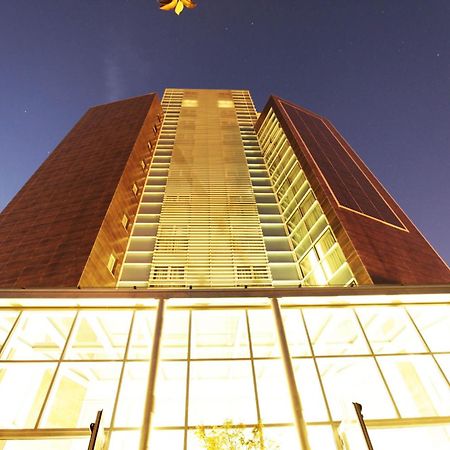 Hotel For You Чернуско-суль-Навильо Экстерьер фото